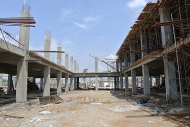 İnşaat alanında devam eden Malezya