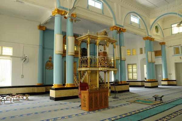 Intérieur de la mosquée Sultan Ibrahim Jamek à Muar, Johor — Photo