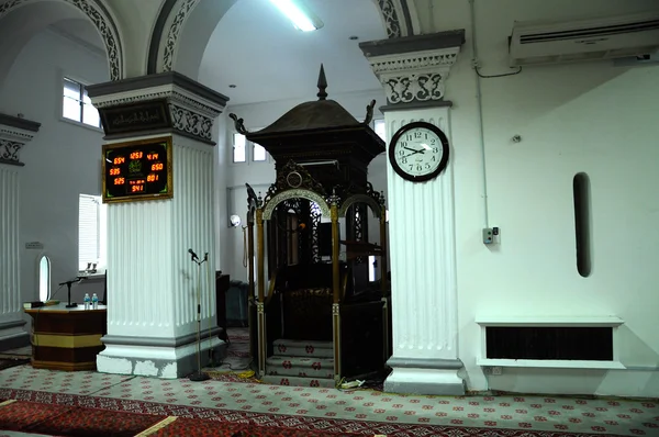 Mimbar of The Abidin Mosque in Kuala Terengganu, Malaysia — Stock Photo, Image