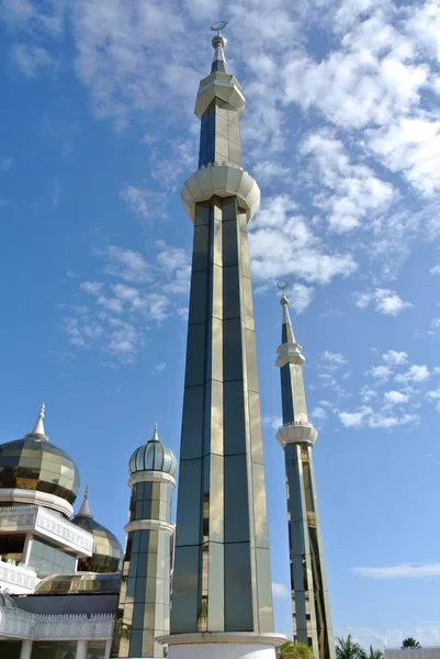 Minaret meczetu Crystal w Terengganu, Malezja — Zdjęcie stockowe