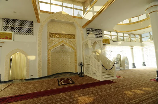 Interior da Mesquita de Cristal em Terengganu, Malásia — Fotografia de Stock