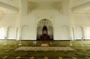 Malezya Senai havaalanında Sultan Ismail Havaalanı caminin iç