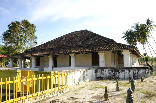 A antiga mesquita de Pengkalan Kakap em Merbok, Kedah — Fotografia de Stock