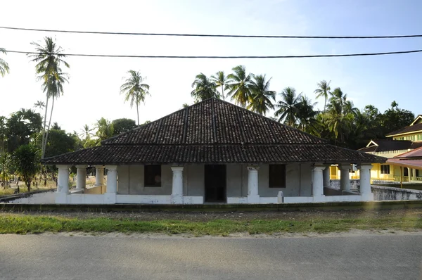 La antigua mezquita de Pengkalan Kakap en Merbok, Kedah — Foto de Stock