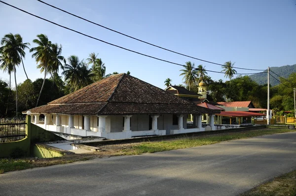 A antiga mesquita de Pengkalan Kakap em Merbok, Kedah — Fotografia de Stock