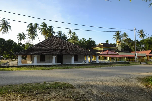 Den gamla moskén av pengkalan kakap i merbok, kedah — Stockfoto