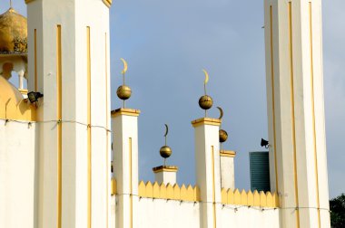 Sultan Mahmud Camii Kuala Lipis içinde