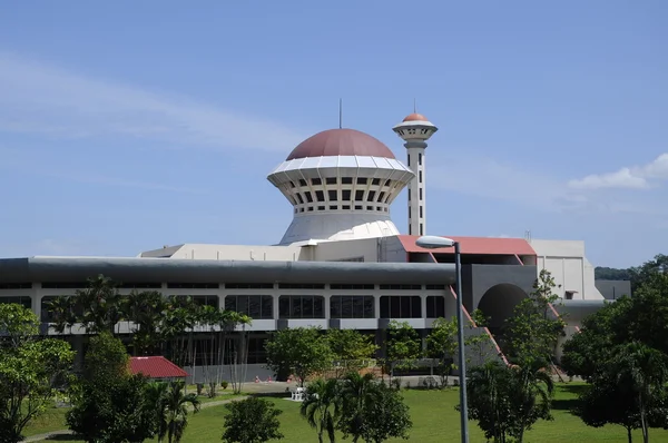 Serdang, セランゴール州, マレーシアでマレーシア ・ プトラ モスク — ストック写真