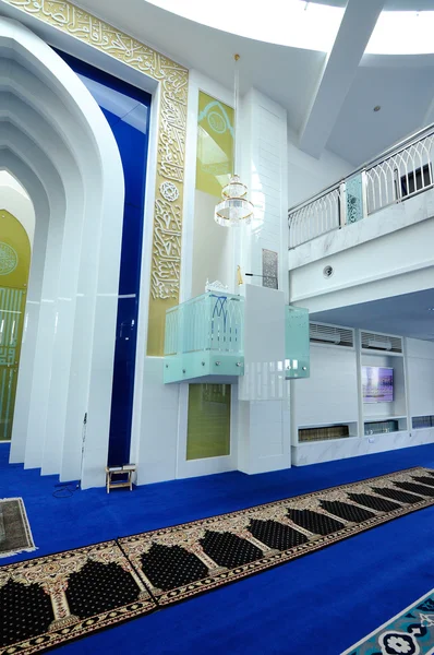 Interior of Puncak Alam Mosque at Selangor, Malaysia — Stock Photo, Image