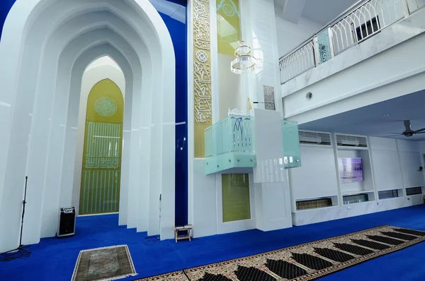 Malezya, Selangor 'daki Puncak Alam Camii' nin içi — Stok fotoğraf