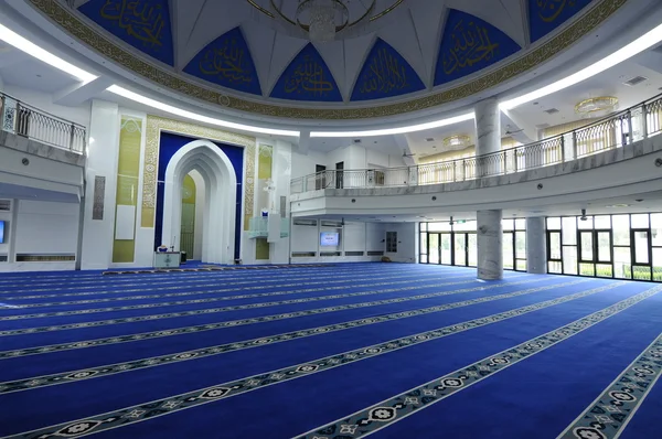 Interior da Mesquita Puncak Alam em Selangor, Malásia — Fotografia de Stock