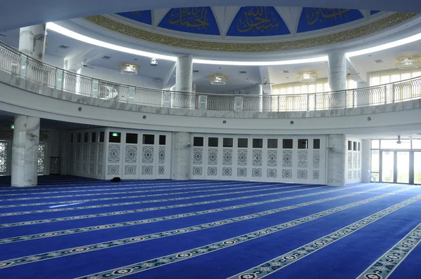 Malezya, Selangor 'daki Puncak Alam Camii' nin içi — Stok fotoğraf