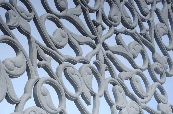 Floral motif carving pattern made from GRC at building exterior — Stok fotoğraf