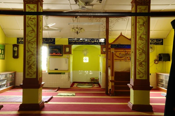 Interior de Masjid Kariah Dato Undang Kamat, Johol, Negeri Sembilan — Foto de Stock