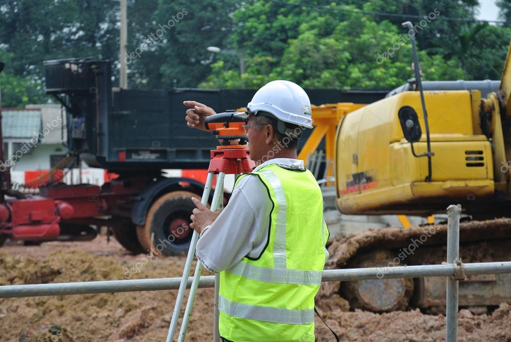 Land Surveyor Using Survey Equipment At The Construction Site Stock Editorial Photo C Aisyaqilumar 78374868