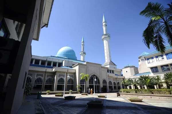 Moschea Sultan Haji Ahmad Shah alias Moschea UIA a Gombak, Malesia — Foto Stock