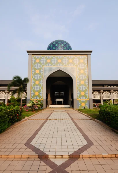 Mesquita do Sultão Abdul Samad t.c.p. Mesquita da KLIA — Fotografia de Stock