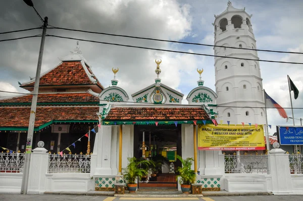 Mezquita Masjid Tengkera o Tranquerah en Malaca — Foto de Stock