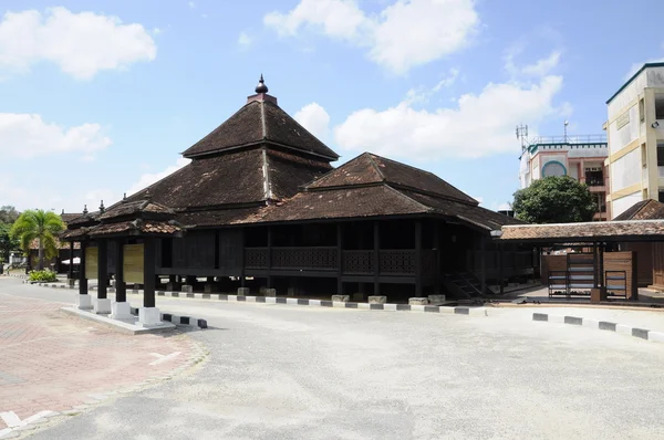 Mezquita Kampung Laut en Kelantan — Foto de Stock