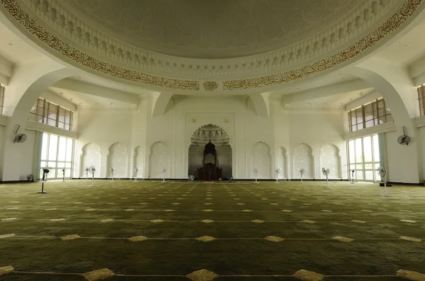 Wnętrze meczetu Sultan Ismail lotniska - lotnisko Senai — Zdjęcie stockowe