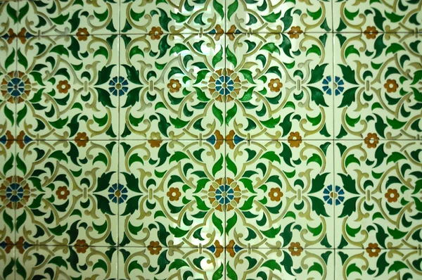 Wall tiles pattern at the India Muslim Mosque in Ipoh, Malaysia — Stock fotografie