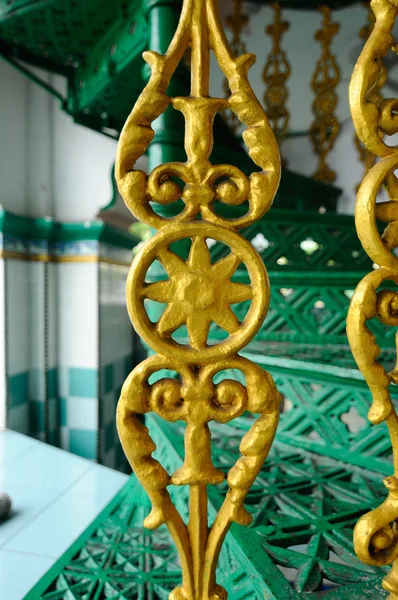 Spiral staircase detail at the India Muslim Mosque in Ipoh, Malaysia — Stock Photo, Image