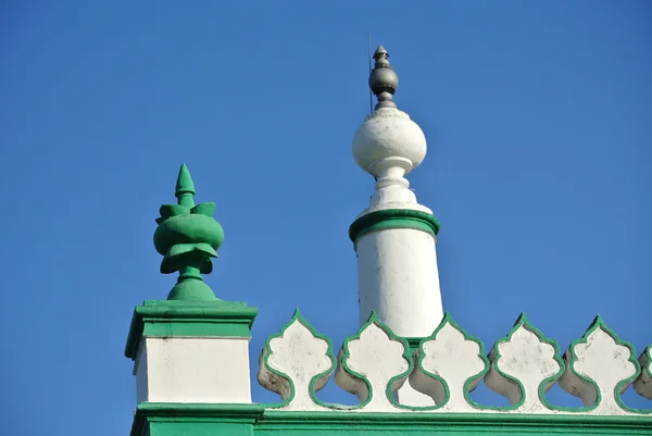 Архитектурные детали мечети Индии в Ипохе, Малайзия — стоковое фото