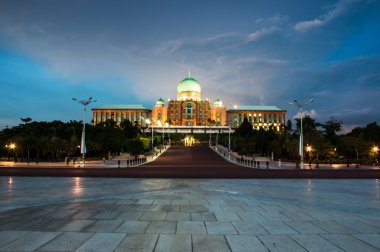Gün batımı görünümü t Perdana Putra Putrajaya, Malezya
