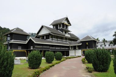Seri Menanti Royal Müzesi (Muzium Diraja Seri Menanti)