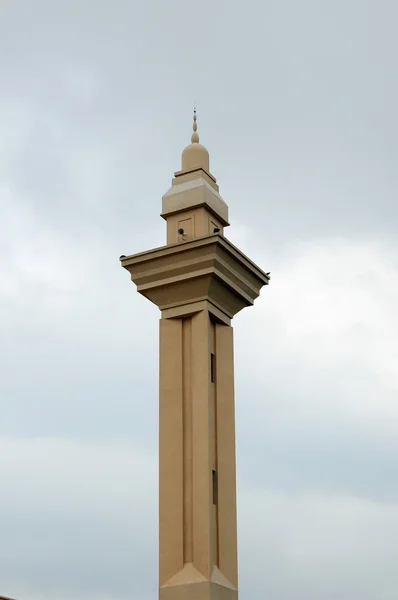 Minaret Luboš Ampuan typu Jemaah mešita v Selangor, Malajsie — Stock fotografie