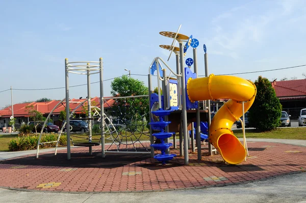 Lasten leikkikenttä Selangorissa, Malesiassa — kuvapankkivalokuva