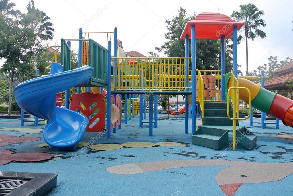 Children Outdoor Playground in Selangor, Malaysia — Stock Photo