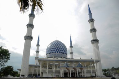 Sultan Salahuddin Abdul Aziz Shah Camii