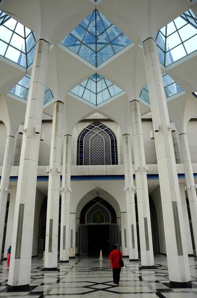 Sultão salahuddin abdul aziz shah mesquita — Fotografia de Stock