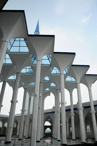 Sultão Salahuddin Abdul Aziz Shah Mesquita t.c.p. Shah Alam Mesquita — Fotografia de Stock