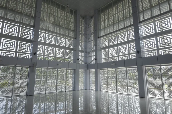 Interior de la Mezquita Ara Damansara en Selangor, Malasia — Foto de Stock