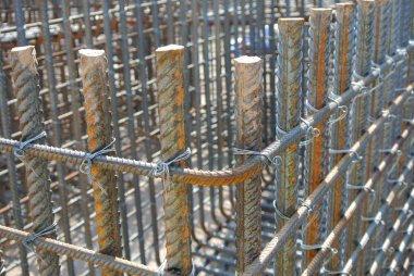 Çelik takviye çubukları. Çelik çubuklar veya beton güçlendirmek için kullanılan barlar