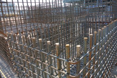 Çelik takviye çubukları. Çelik çubuklar veya beton güçlendirmek için kullanılan barlar