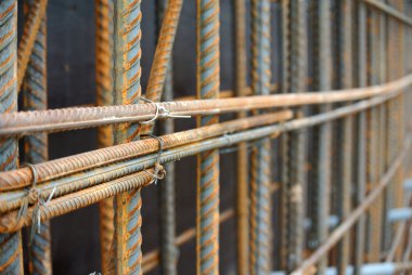 Sıcak haddelenmiş deforme çelik barlar aka çelik takviye çubuğu