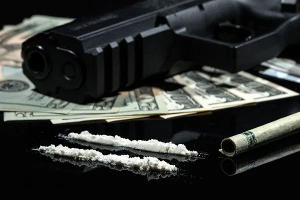 Uyuşturucu, para ve silah - Stok İmaj