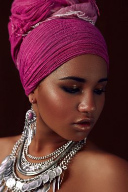 Etnik güzellik. Zenci kız.