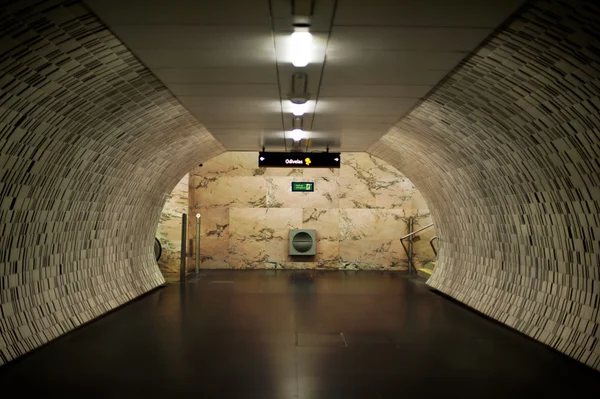 Túnel suburbano — Foto de Stock