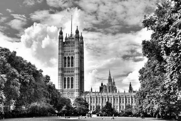 Londra Parlamentosu'nun HDR görüntü,
