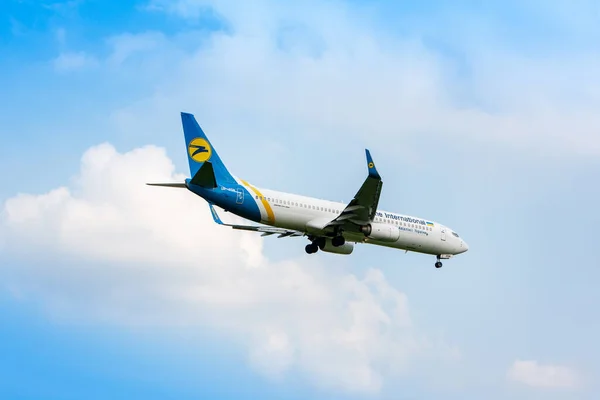 Boryspil Ucrania Mayo 2019 Despegue Del Avión Boeing 737 800 — Foto de Stock