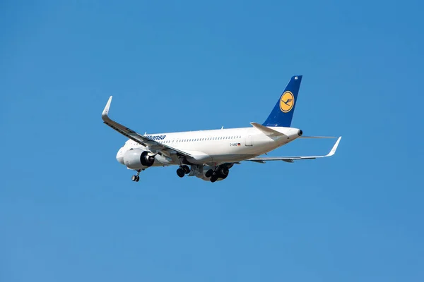 Boryspil Ukraine August 2020 Airplane Airbus A320 Lufthansa Landing Boryspil — Foto de Stock