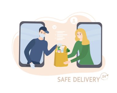 Güvenli ev teslimatı kavramı. Kurye bir torba yiyecek alır, müşteriye fast food verir. Maskeli ve eldivenli bir adam, virüslerden korunuyor. İnternetteki bakkal. Düz vektör illüstrasyonu.