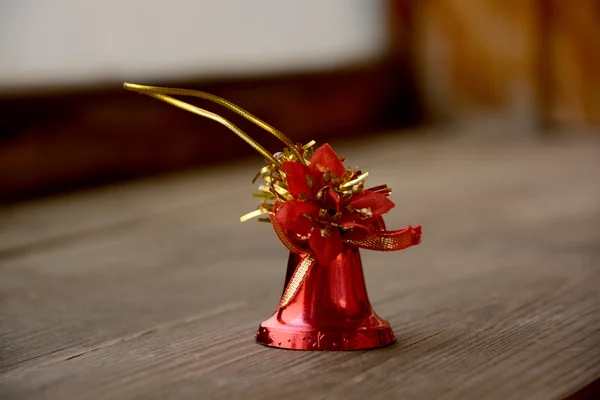 Kırmızı yılbaşı çanı