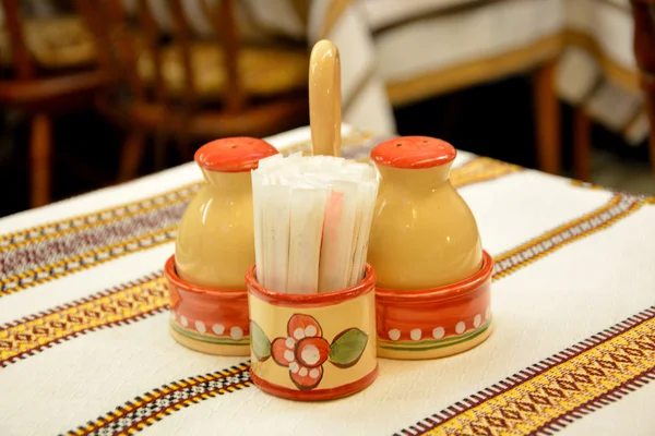 Tuz, biber ve kürdan