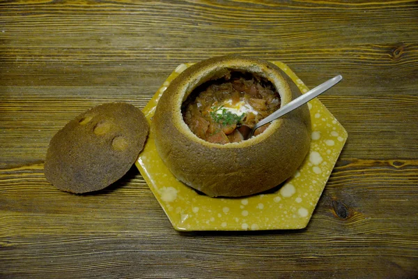 Borsch ekmek yaptı plaka