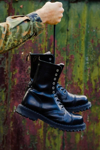 Θέμα στρατιωτικές μπότες — Φωτογραφία Αρχείου